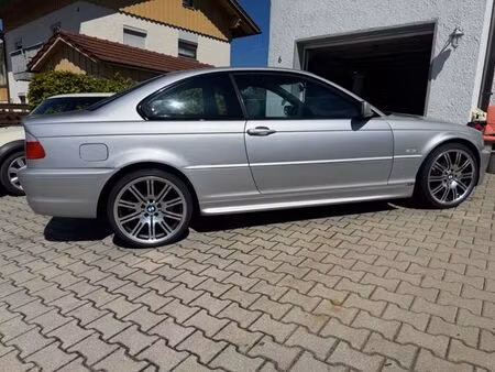 BMW Série 3 330i 3.0 231