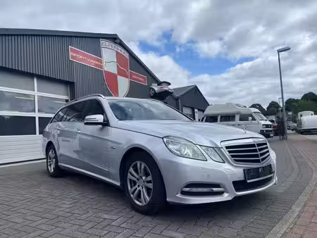 Mercedes-Benz Classe E E 300 V6 3.0 CDI 170
