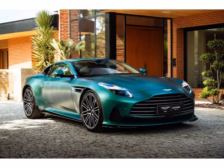 Aston Martin DB12 V8 4.0 680