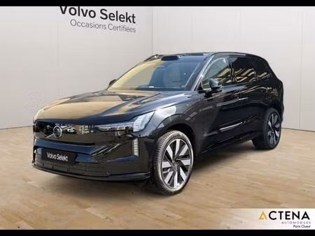 Volvo EX90 