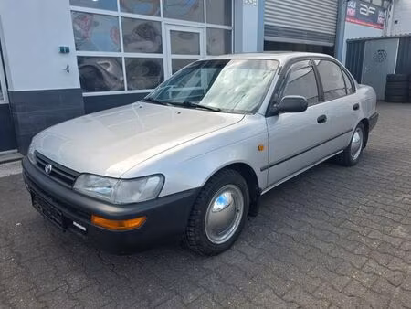 Toyota Corolla 1.3 88