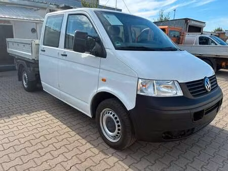 Volkswagen Transporter T5 1.9 TDI 102