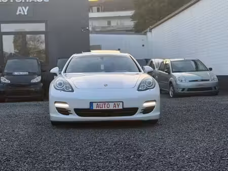 Porsche Panamera S V8 4.8 400