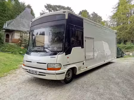 Renault Master 2.8 dCi 125