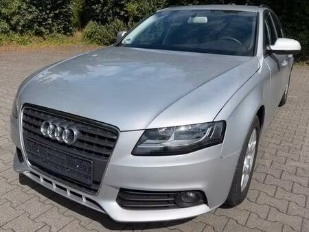 Audi A4 1.8 TFSI 160 Attraction