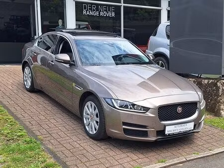 Jaguar XE D180 2.0 180 Prestige 4x4
