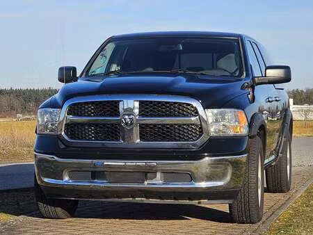 RAM 1500 V8 5.7 SLT