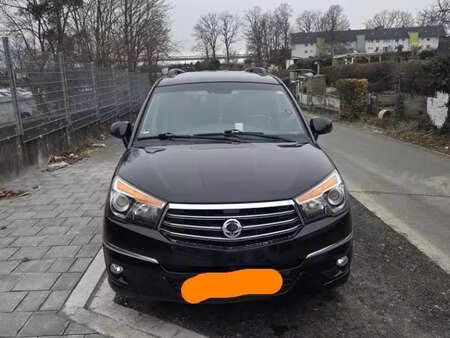 SsangYong Rodius 2.0 155