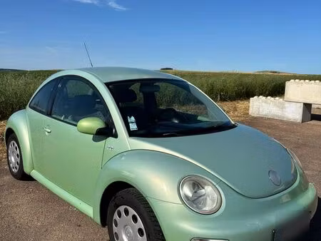 Volkswagen New Beetle 1.6 102