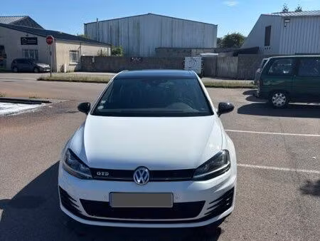 Volkswagen Golf GTD 2.0 TDI 184