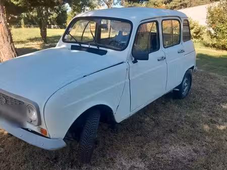 Renault R4 4L