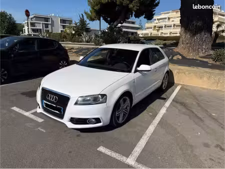 Audi A3 1.6 TDI 105 S line