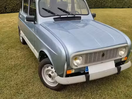 Renault R4 4L
