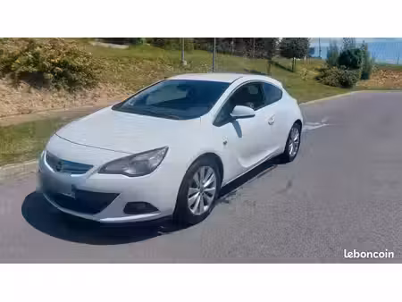 Opel Astra 1.7 CDTI 130