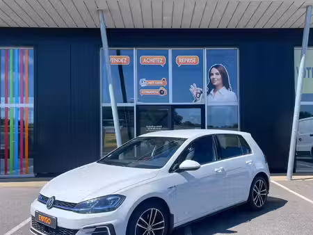 Volkswagen Golf GTE 1.4 TSI 204