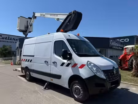 Renault Master 2.3 dCi 130