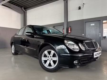 Mercedes-Benz Classe E E 200