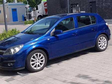 Opel Astra 1.6 105 Edition