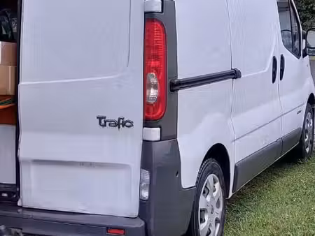Renault Trafic 2.5 dCi 150