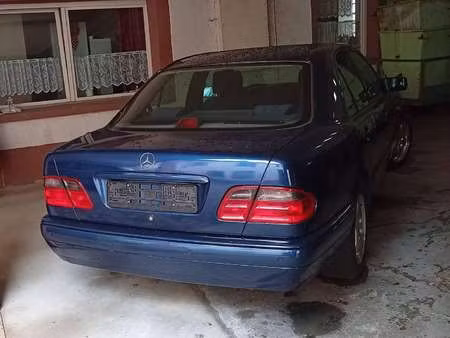 Mercedes-Benz Classe E 280 E V6 2.8 204 Classic