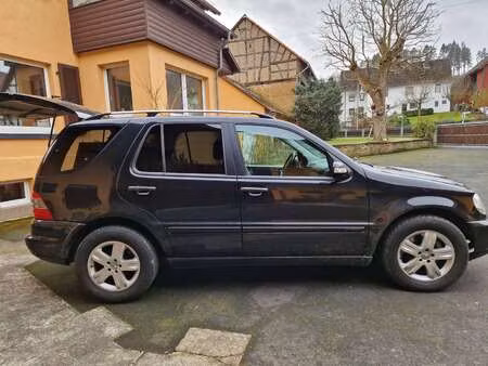 Mercedes-Benz Classe M ML 400 Final Edition 4Matic