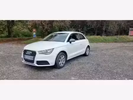 Audi A1 1.6 TDI 90 Ambiente