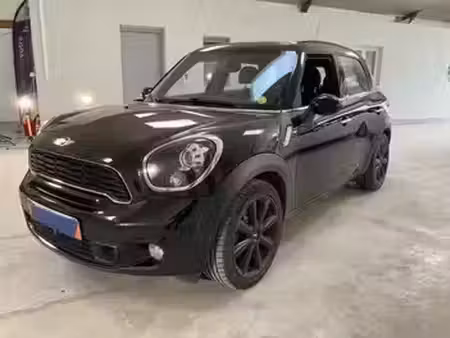 Mini Countryman Cooper SD 2.0 143 Red Hot Chili
