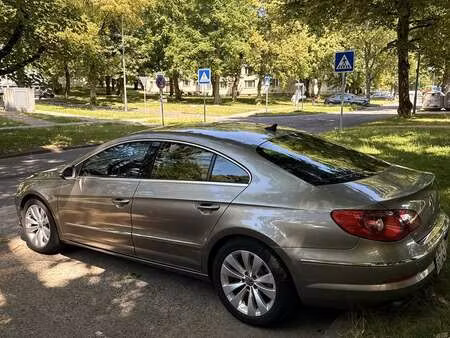 Volkswagen Passat 2.0 TSI