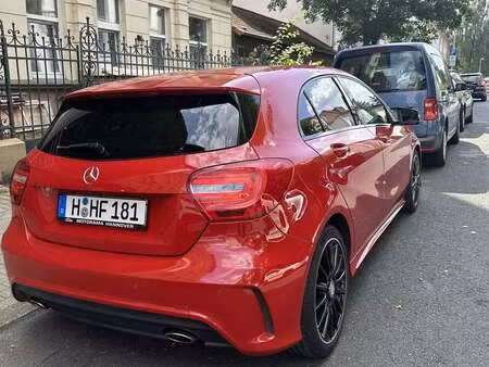 Mercedes-Benz Classe A A 180 1.6 122 AMG Line