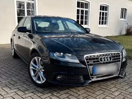 Audi A4 1.8 TFSI 160 Attraction quattro