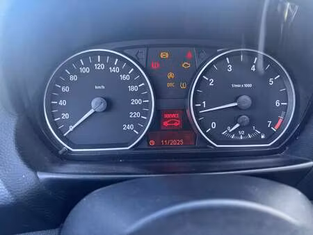 BMW Série 1 116i 1.6 122