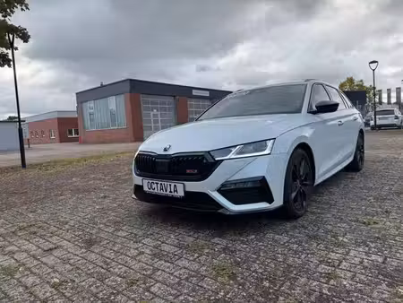 Škoda Octavia RS 2.0 TSI 245