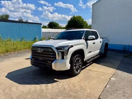 Toyota Tundra 