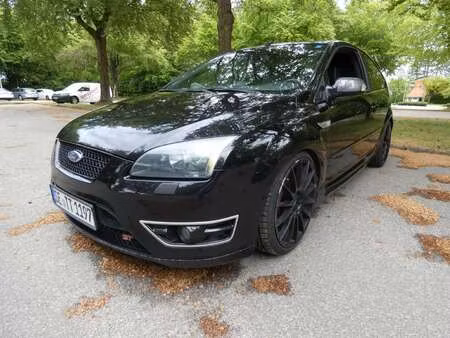 Ford Focus ST 2.5 225