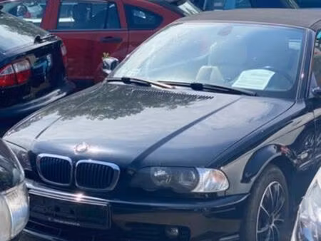 BMW Série 3 318i 2.0 143
