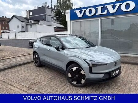 Volvo EX30 Single Extended Range 272 Plus