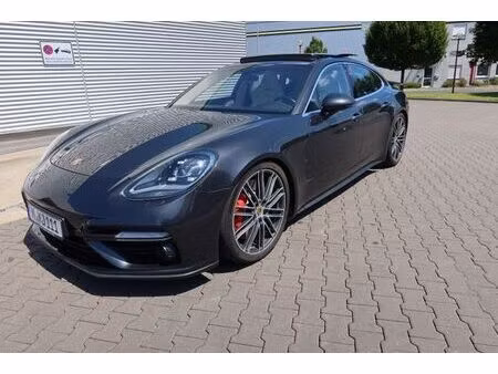 Porsche Panamera Turbo