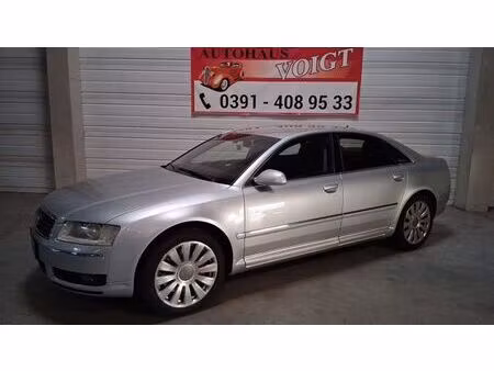 Audi A8 V8 4.2 335 quattro