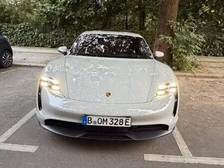 Porsche Taycan 4S 4x4