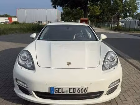 Porsche Panamera V6 3.0 250