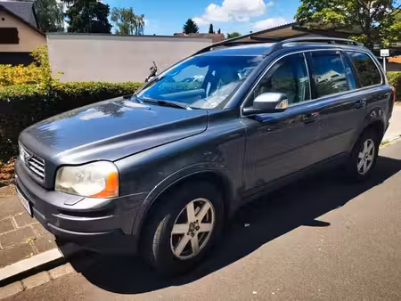 Volvo XC90 D5 2.4 185 Momentum 4x4