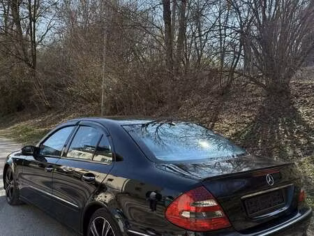 Mercedes-Benz Classe E E 270 177 Avantgarde