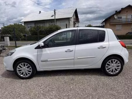 Renault Clio 1.5 dCi 70 Rip Curl 2