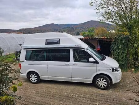 Volkswagen Transporter T5 2.0 TDI 140