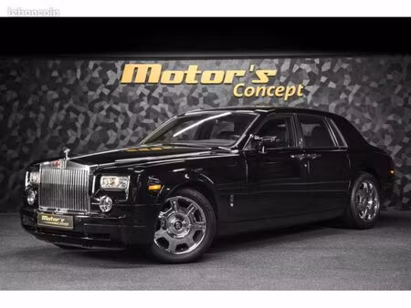 Rolls-Royce Phantom V12 6.75 460