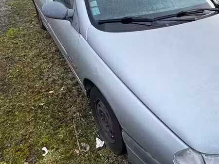 Renault Laguna 2.2 85