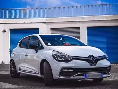 Renault Clio RS 1.6 T 200