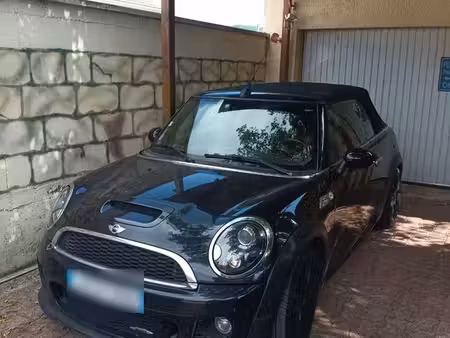 Mini Cabrio Cooper S 211