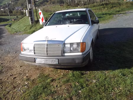 Mercedes-Benz Classe E 300 E