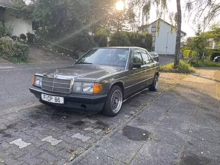 Mercedes-Benz 190 2.0
